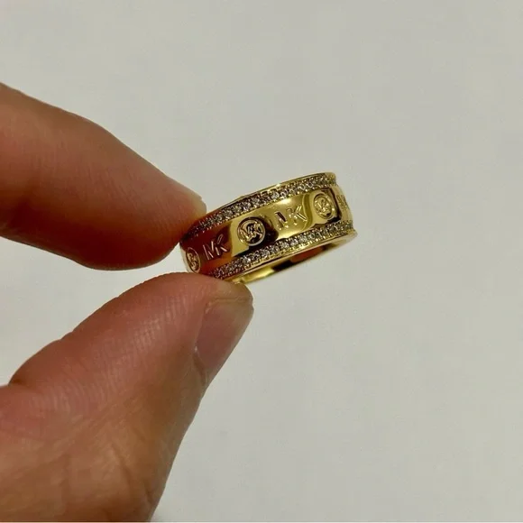 Michael Kors Gold-Tone Brass Eternity Ring Size 5